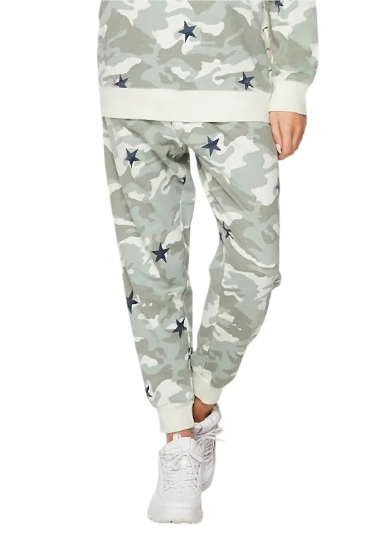 British Style Camo & Stars Joggers In Olive